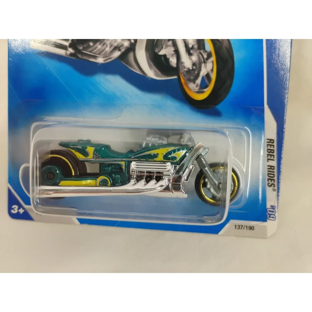 2009‎ Hot Wheels #137 Rebel Rides Airy 8 Motorcycle Chrome Teal Yellow